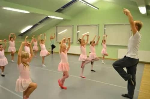 Taniec jak grzyb: odkryj fascynującą historię i znaczenie tego tańca