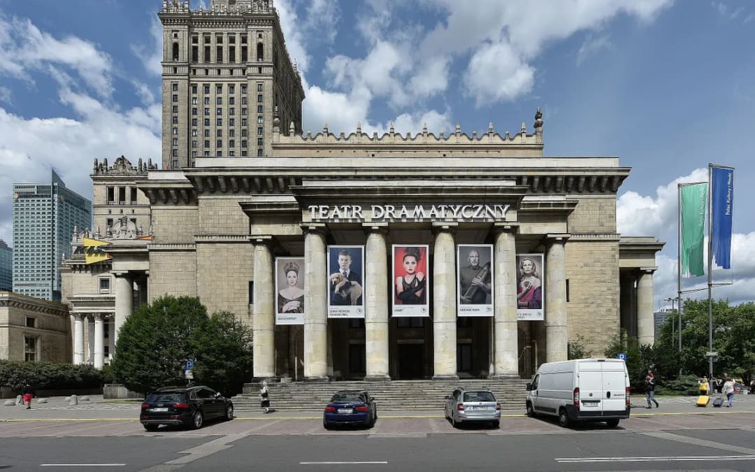 Ile zarabia dyrektor teatru? Zaskakujące fakty o pensjach w kulturze